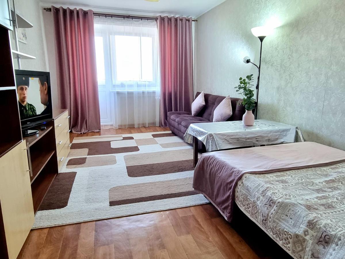 Apartment На Стрелке С Красивым Видом На Иртыш Ust-Kamenogorsk Exterior photo